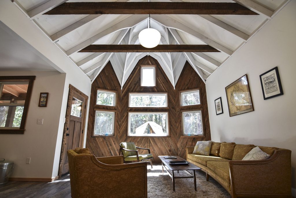 White and brown wooden walls of a living room