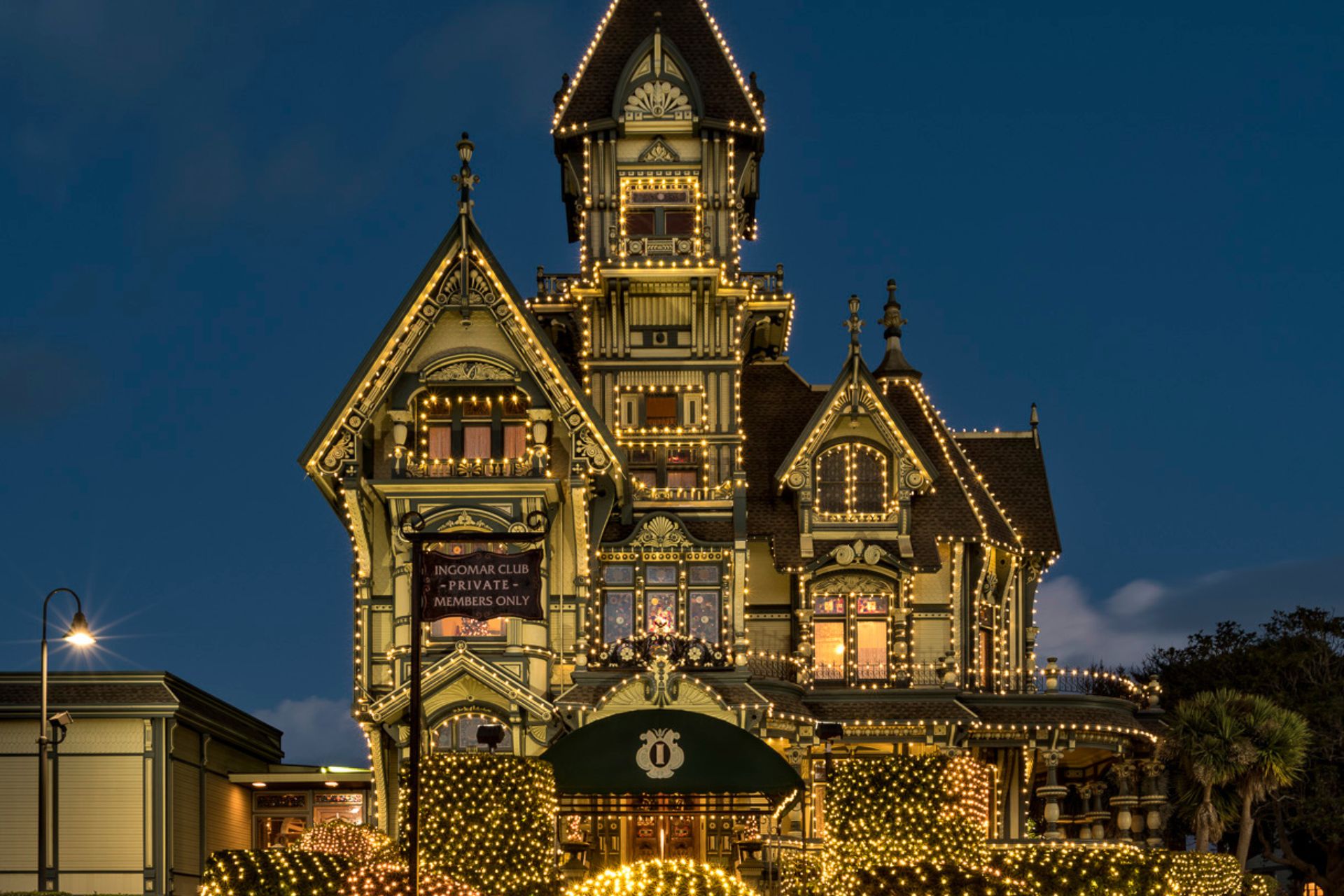 Carson Mansion Holidays